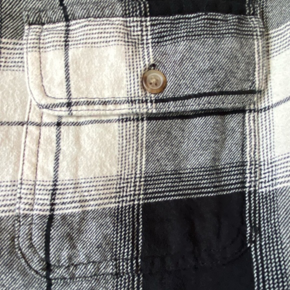 Old Navy Mens Black White Cotton Flannel Relaxed Fit Casual Shirt- Sz-L - Picture 4 of 15